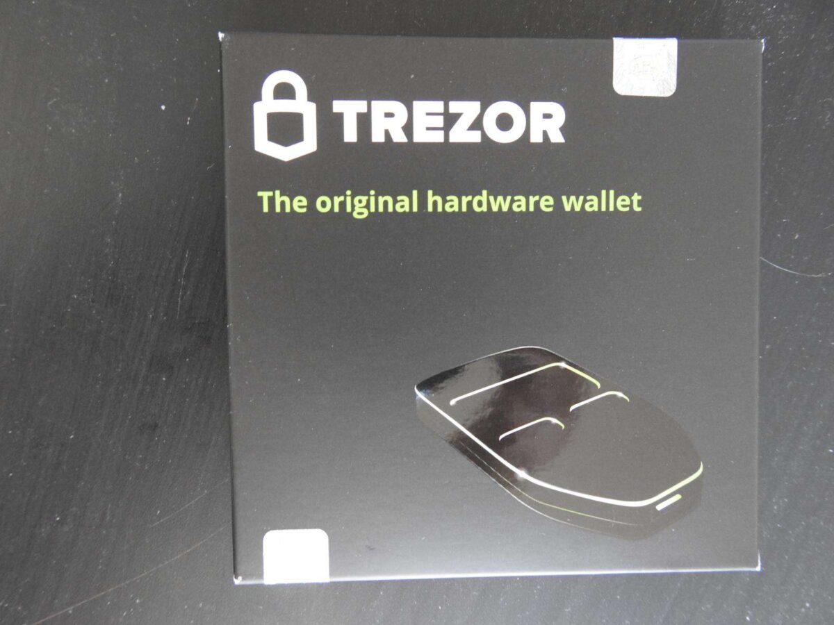 Trezor One Verpackung